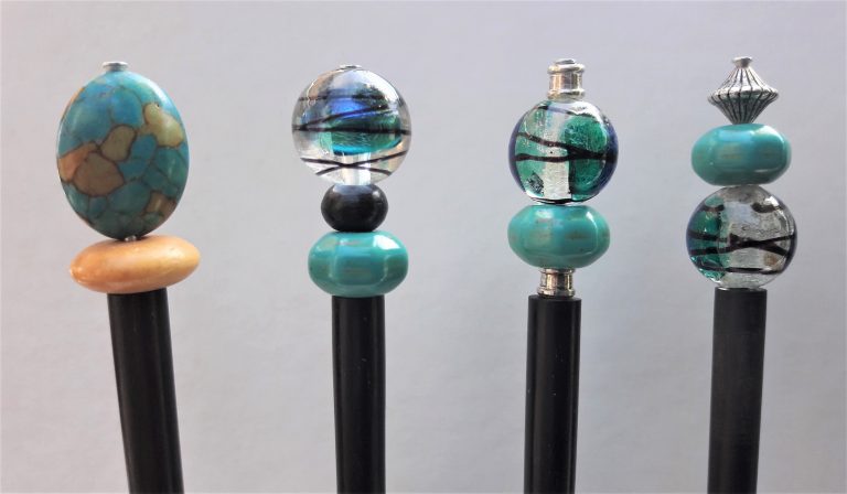 #20 - Ebenholz, Howlith, Muranoglas, Mosaiktürkis, Bein, Altsilber