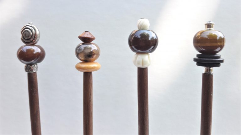 #19 - Ebenholz, Nussbaum, Achate, Palmholz, Bein, Altsilber