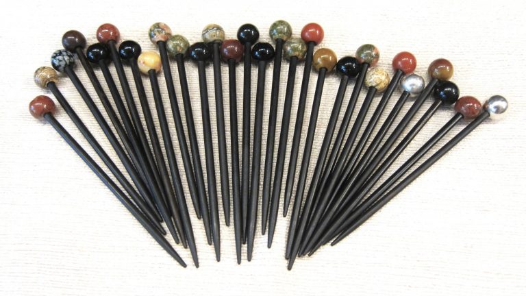 #35 - Ebenholz, Edelsteinkugeln, Echtsilberkugeln